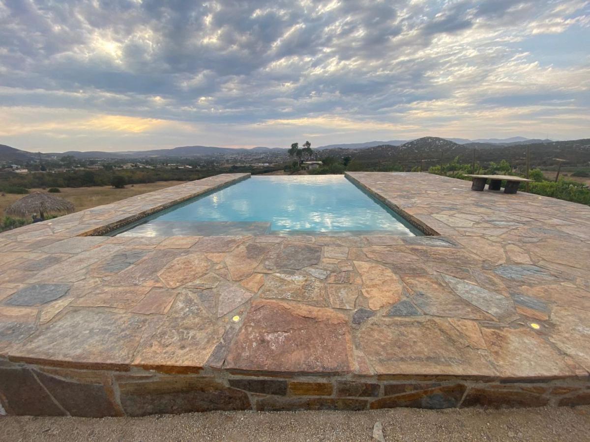 ואלה דה גוואדלופה Suites Nativo - Beautiful Vineyard & Valley View מראה חיצוני תמונה