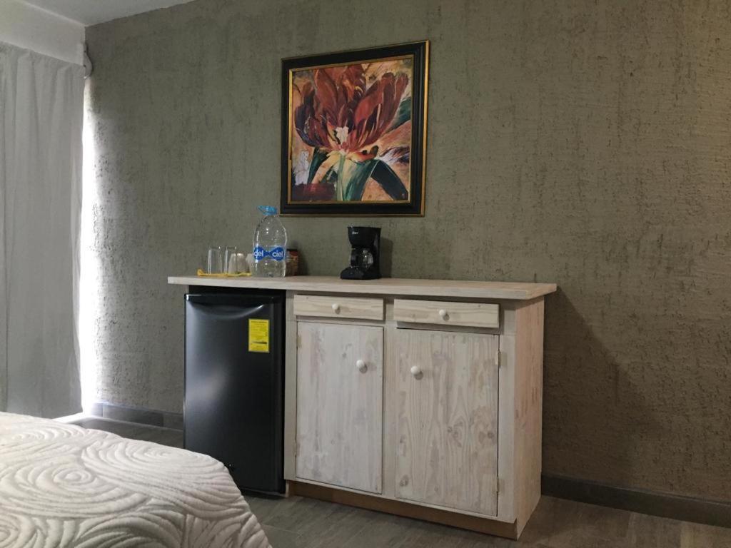 ואלה דה גוואדלופה Suites Nativo - Beautiful Vineyard & Valley View מראה חיצוני תמונה